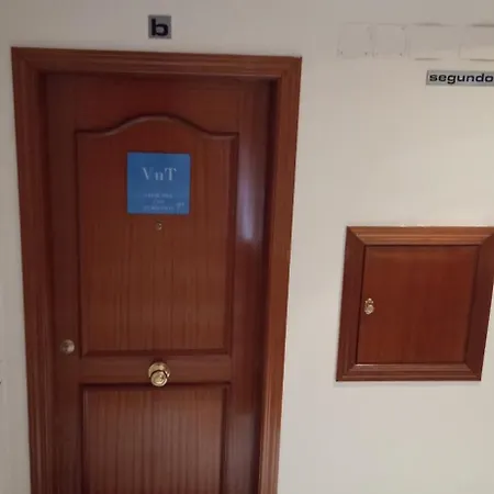 Vivienda Almanzor Apartamento *
